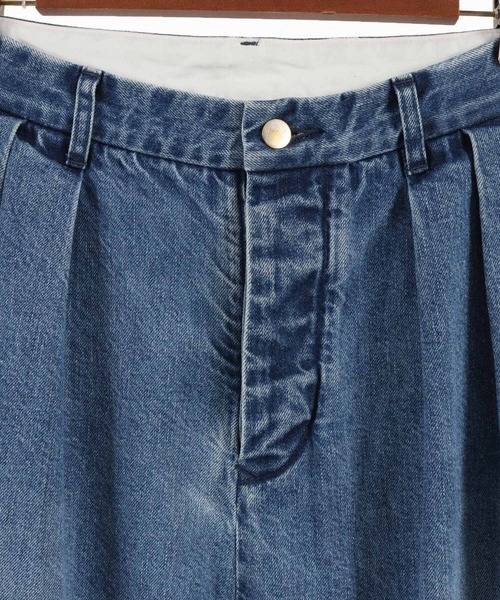 THEOREM（セオレム）の「mp12232- Routine Denim Pants（Distressed）デニムパンツ（デニムパンツ・メンズ・ライトインディゴブルー・S/M/L/XL）」の10枚目の写真