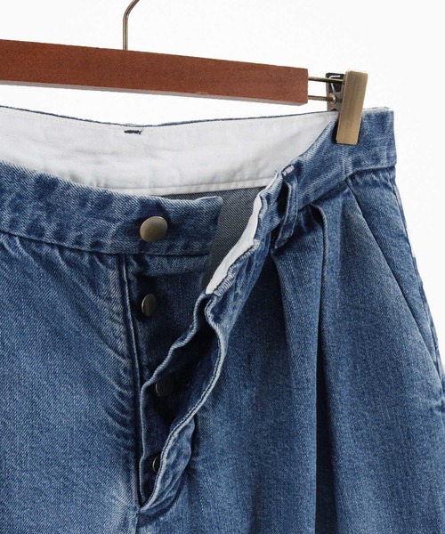 THEOREM（セオレム）の「mp12232- Routine Denim Pants（Distressed）デニムパンツ（デニムパンツ・メンズ・ライトインディゴブルー・S/M/L/XL）」の9枚目の写真