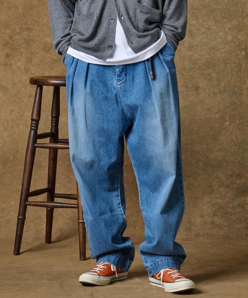 THEOREM（セオレム）の「mp12232- Routine Denim Pants（Distressed）デニムパンツ（デニムパンツ・メンズ・ライトインディゴブルー・S/M/L/XL）」の18枚目の写真