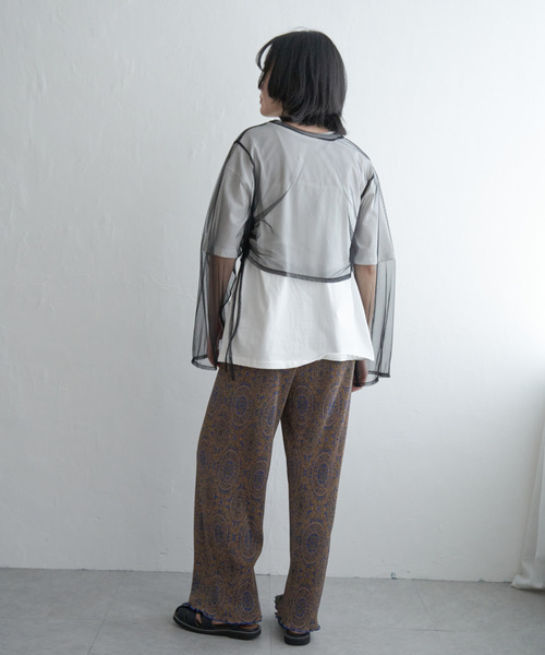 VENCEEXCHANGE(ヴァンスエクスチェンジ)の「サイドシャーリングチュールトップス(Tシャツ/カットソー・レディース・オフホワイト/ブラック・FREE)」の15枚目の写真