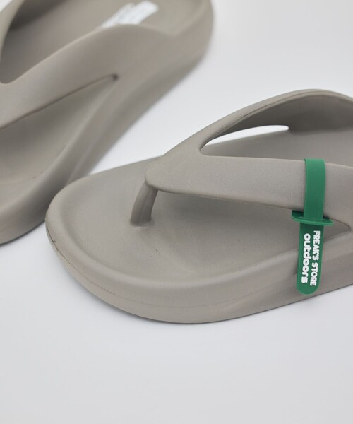 FREAK'S STORE（フリークスストア）の「限定展開 FREAK'S STORE OUTDOORS/フリークスアウトドアーズ リカバリートングサンダル（サンダル・メンズ・ブラック/ベージュ/レオパード・28.0cm/27.0cm/26.0cm/25.0cm/24.0cm/23.0cm）」の12枚目の写真