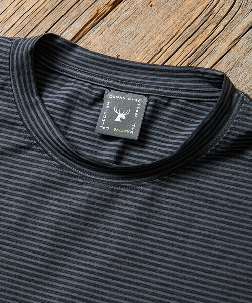 Jonas Claesson（ジョナスクレアッソン）の「JONAS CLAESSON/ジョナスクレアッソン ラッシュポケットTシャツ/ラッシュガード/ショートスリーブ/水陸両用（ラッシュガード・メンズ・ブラック/ブルー/その他・MEDIUM/LARGE）」の5枚目の写真