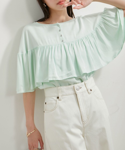 VIS（ビス）の「【前後2WAY】ラッフルブラウス（シャツ/ブラウス・レディース・オフホワイト/ブラック/ライトグリーン・FREE）」の4枚目の写真