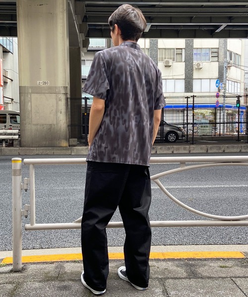 VOLCOM（ボルコム）の「VOLCOM/ボルコム 半袖シャツ 総柄 A0412400（シャツ/ブラウス・メンズ・ブラック系その他・M/L）」の10枚目の写真