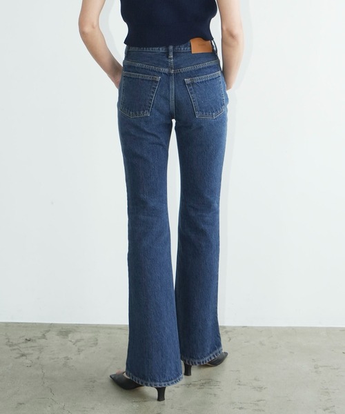 CLANE(クラネ)の「HIP HANG DENIM PANTS(デニムパンツ・レディース・ライトブラック/ブルー・1/0/2)」の15枚目の写真