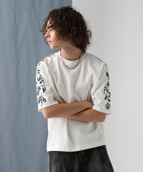 HARE（ハレ）の「SLEEVEシシュウカットソー(HARE)（Tシャツ/カットソー・メンズ・ブラック/ホワイト/ブルー・SMALL/MEDIUM）」の7枚目の写真