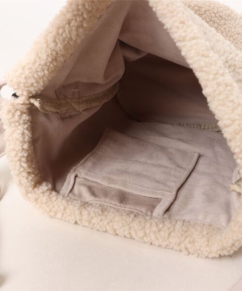 JUGLANS(ユグランス)の「【MINNETONKA】BOA PURSE BAG/ボア巾着バック(ショルダーバッグ・メンズ・ブラウン/アイボリー/グレー・FREE)」の6枚目の写真