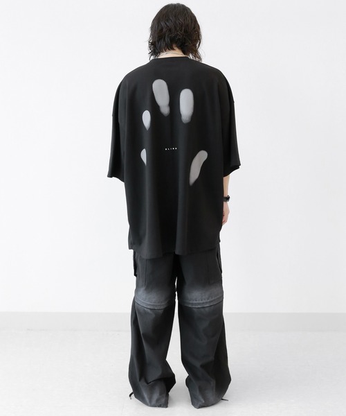 minsobi（ミンソビ）の「フィンガープリントTビッグシルエットT半袖 ユニセックストップス Tシャツワンピース（Tシャツ/カットソー・メンズ・ホワイト/ブラック・FREE）」の11枚目の写真