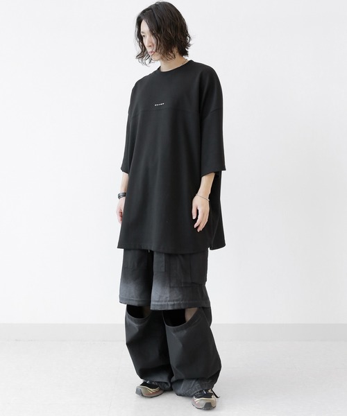 minsobi（ミンソビ）の「フィンガープリントTビッグシルエットT半袖 ユニセックストップス Tシャツワンピース（Tシャツ/カットソー・メンズ・ホワイト/ブラック・FREE）」の5枚目の写真