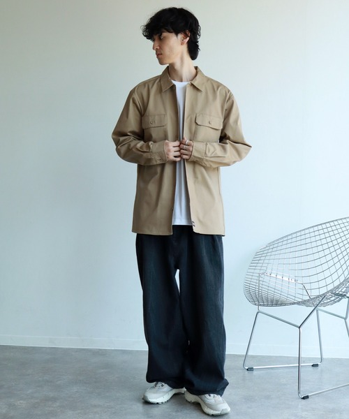 Dickies（ディッキーズ）の「【GENUINE DICKIES/ジェニュインディッキーズ】ツイル 長袖 ワークシャツ（シャツ/ブラウス・メンズ・チャコールグレー/ブラック/カーキ/ベージュ・M/L/XL）」の17枚目の写真