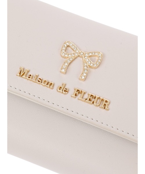 Maison de FLEUR（メゾンドフルール）の「リボンビジューウォレット（財布・レディース・ブラック/ライトピンク/ベージュ系その他・FREE）」の4枚目の写真