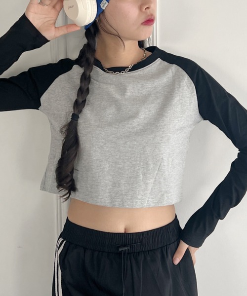 √nuage(ルートニュアージュ)の「シンプルラグランショートトップス(Tシャツ/カットソー・レディース・ホワイト/グレー・FREE)」の1枚目の写真