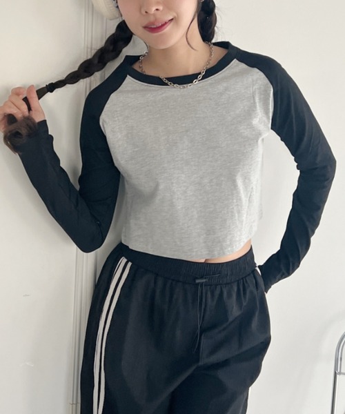 √nuage(ルートニュアージュ)の「シンプルラグランショートトップス(Tシャツ/カットソー・レディース・ホワイト/グレー・FREE)」の3枚目の写真