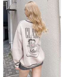 BETTY×GYDA VネックLOOSEニットトップス