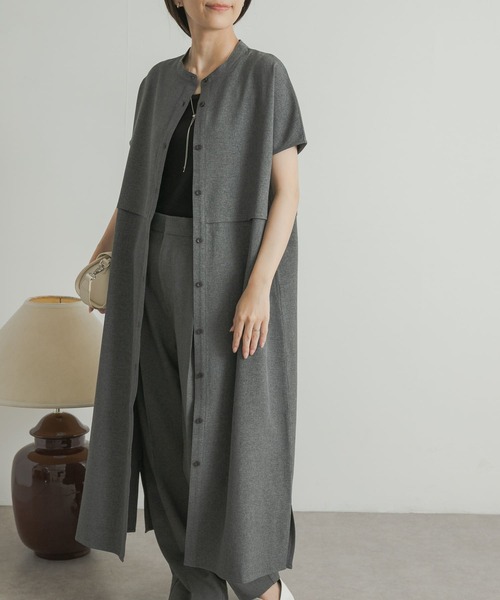 URBAN RESEARCH DOORS(アーバンリサーチドアーズ)の「『UR TECH DRYLUXE』レイヤードライクシャツワンピース(ワンピース・レディース・チャコールグレー/カーキ・MEDIUM)」の11枚目の写真