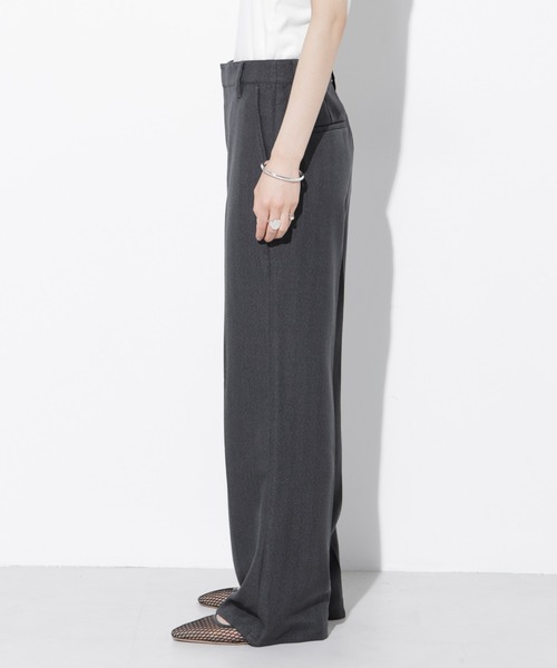 Apo(s)ture(アポスチャー)の「RITA-002/ヘリンボンセンタープレスストレートパンツ(その他パンツ・レディース・ライトグレー/ブラウン/グレー/チャコール・XL/XS/S/M/L)」の12枚目の写真