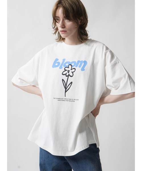 人気！Beautiful T Shirts！新品、タグつき T-shirt with print and cut-out, Black - Sisley