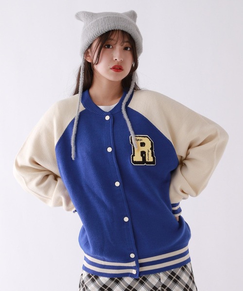 repipi armario（レピピ アルマリオ）の「ワッペンニットスタジャン（その他トップス・キッズ・ブラウン/ブラック/ブルー・SMALL/MEDIUM/LARGE）」の3枚目の写真