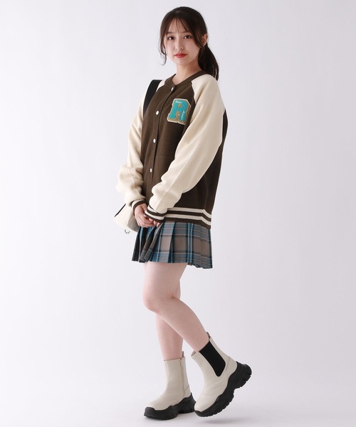 repipi armario（レピピ アルマリオ）の「ワッペンニットスタジャン（その他トップス・キッズ・ブラウン/ブラック/ブルー・SMALL/MEDIUM/LARGE）」の16枚目の写真