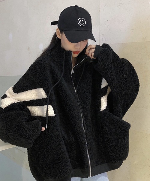SHEPP（シープ）の「ボアライン ドルマンシルエット ブルゾン（ブルゾン・レディース・ブラック/アイボリー・XL/M）」の2枚目の写真