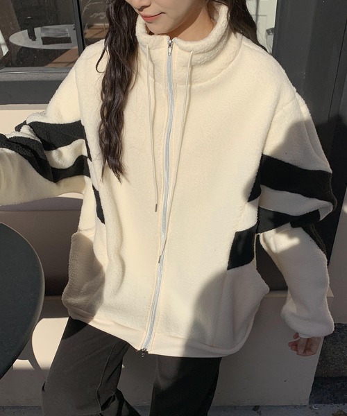 SHEPP（シープ）の「ボアライン ドルマンシルエット ブルゾン（ブルゾン・レディース・ブラック/アイボリー・XL/M）」の18枚目の写真
