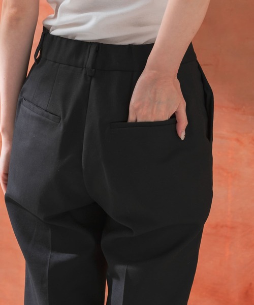 URBAN RESEARCH ROSSO WOMEN（アーバンリサーチ　ロッソ）の「3サイズストレッチスティックパンツ（その他パンツ・レディース・ブラック/ベージュ・38/36/34）」の17枚目の写真