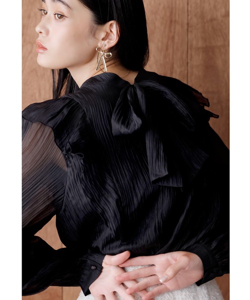 VIS(ビス)の「シャイニーボウタイ長袖ブラウス/イージーケア・2WAY(シャツ/ブラウス・レディース・キナリ/ベージュ/ピンク/ブラック・S/M)」の16枚目の写真