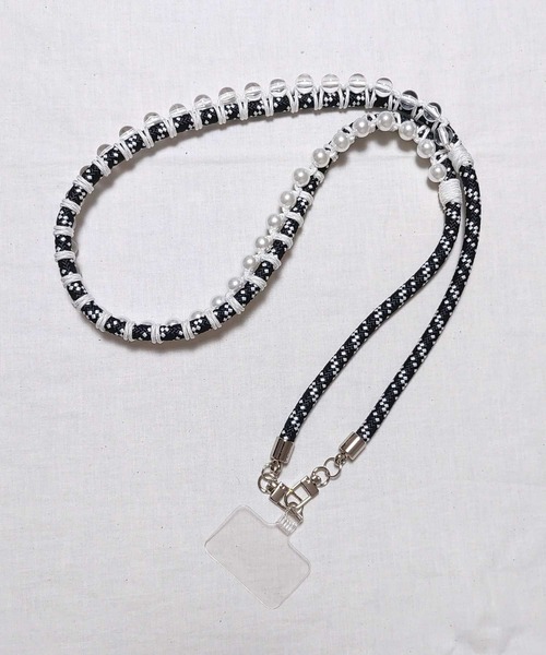 Q（キュー）の「コードビーズショルダー（スマホグッズ・レディース・ホワイト/ブルー/ブラック・ONE SIZE）」の5枚目の写真