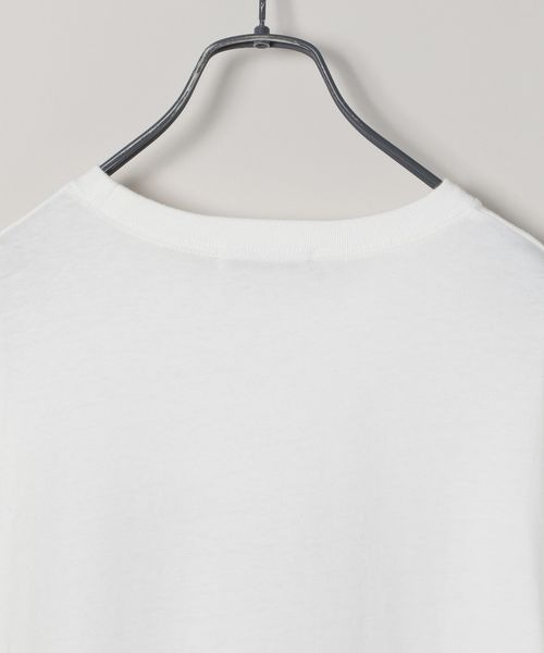 JEANASIS(ジーナシス)の「フォトグラフィックプリントロンTEE/211041(Tシャツ/カットソー・レディース・グレー系その他/ホワイト系その他/レッド系その他・FREE)」の6枚目の写真