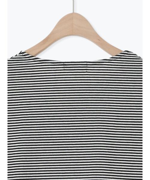 Samansa Mos2（サマンサ モスモス）の「フラワー柄パーツレース貼りカットソー（Tシャツ/カットソー・レディース・キナリ/ブラック/チャコールグレー・F）」の4枚目の写真