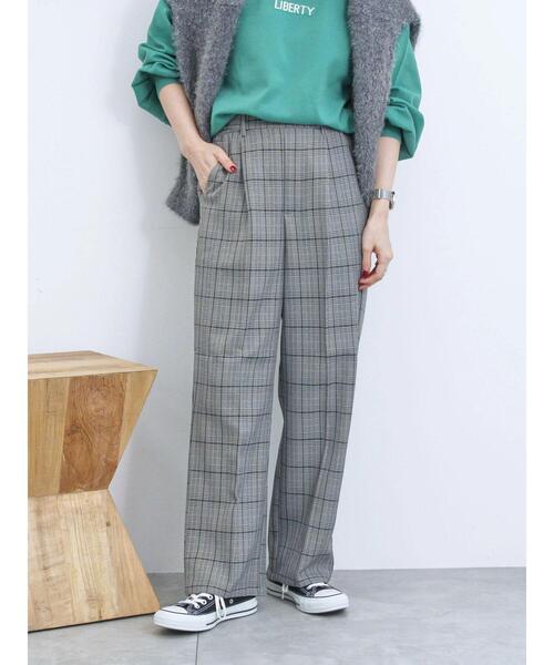 Samansa Mos2 blue（サマンサモスモスブルー）の「カチオン染めチェック柄イージーパンツ（その他パンツ・レディース・グレー/ブラウン/ネイビー/ベージュ・F）」の2枚目の写真