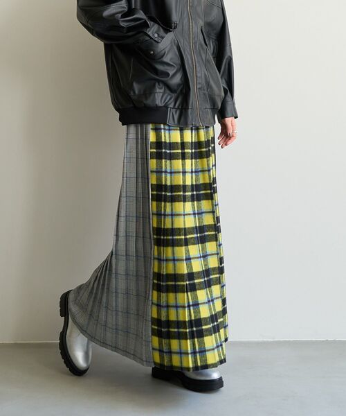 AMERICAN HOLIC（アメリカンホリック）の「シャギーチェックプリーツスカート（スカート・レディース・ブルー/グリーン/イエロー/マスタード・M/L）」の21枚目の写真