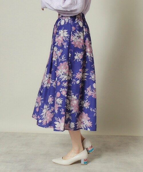 ITS'DEMO（イッツデモ）の「◆【手洗い可／後ろウエストゴム】シャンタン花柄スカート（スカート・レディース・ブラウン系1/ネイビー系/ブルー系・00）」の9枚目の写真