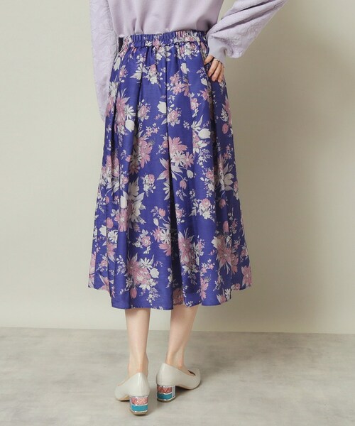 ITS'DEMO（イッツデモ）の「◆【手洗い可／後ろウエストゴム】シャンタン花柄スカート（スカート・レディース・ブラウン系1/ネイビー系/ブルー系・00）」の18枚目の写真