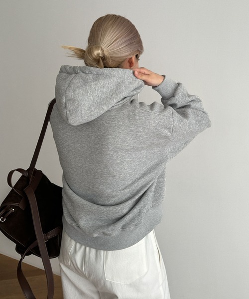 CANAL JEAN(キャナルジーン)の「El mar コンパクトジップパーカー 裏起毛(パーカー・レディース・ライトグレー・ONE SIZE)」の13枚目の写真