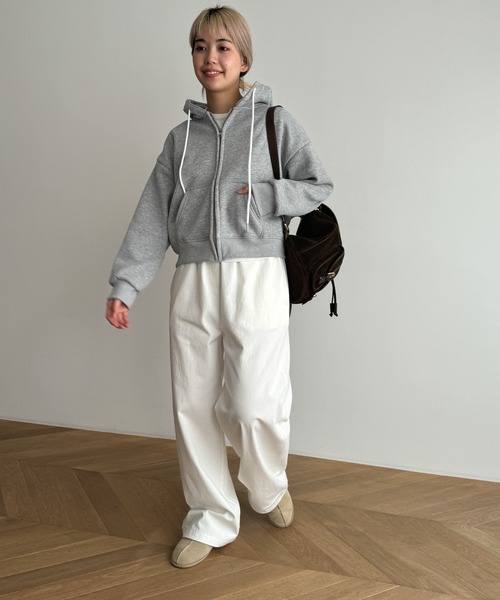 CANAL JEAN(キャナルジーン)の「El mar コンパクトジップパーカー 裏起毛(パーカー・レディース・ライトグレー・ONE SIZE)」の14枚目の写真