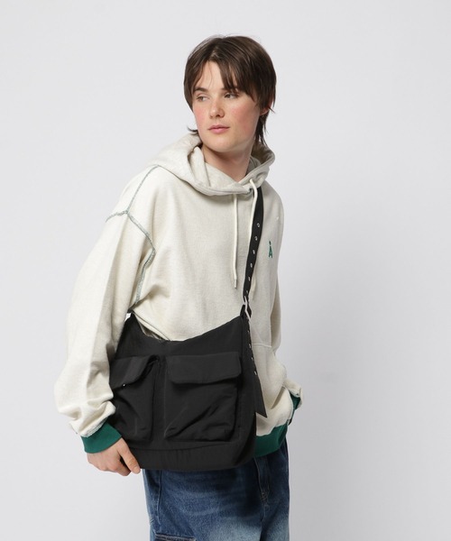 3.3 Field Trip （3.3フィールドトリップ）の「【UNISEX】3.3 Field Trip／ポケット付き ナイロンバッグ（ショルダーバッグ・レディース・ブラック/アイボリー・0）」の15枚目の写真