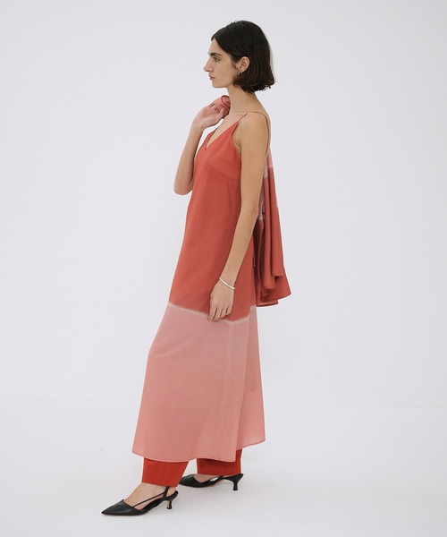 CLANE(クラネ)の「GRADATION CAMISOLE ONEPIECE(ワンピース・レディース・ピンク/ブルー・1/2)」の11枚目の写真