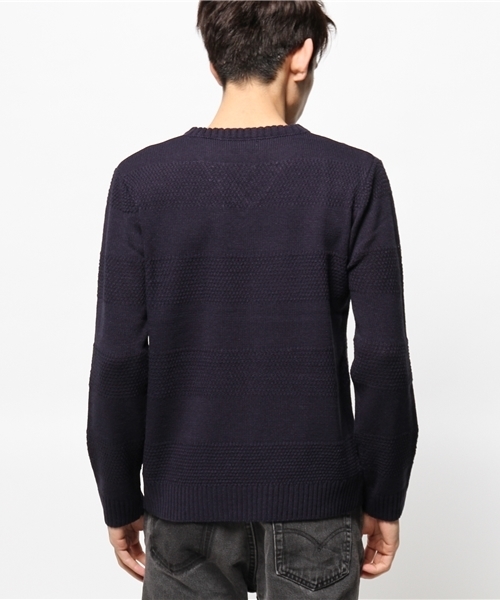 koe（コエ）の「シャドーボーダーVネックプルオーバー（ニット/セーター・メンズ・ネイビー/カーキ/レッド・LARGE/MEDIUM/LL/SMALL）」の5枚目の写真