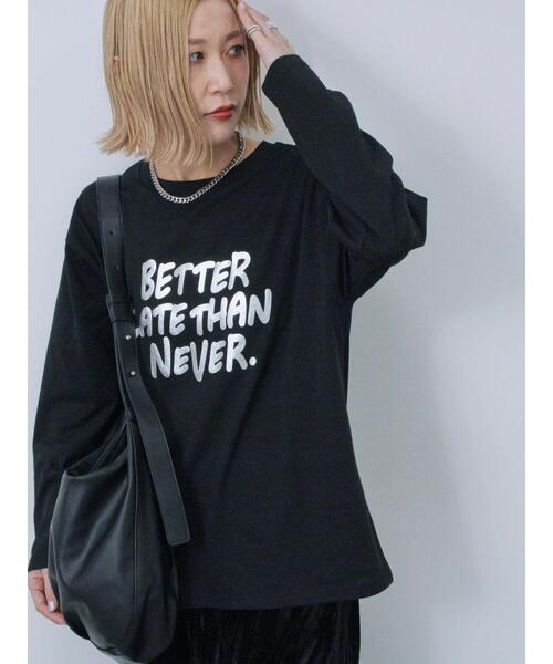 Samansa Mos2 blue(サマンサモスモスブルー)の「◎発泡プリントロゴロンT(Tシャツ/カットソー・レディース・オフホワイト/ネイビー/ブラック・F)」の4枚目の写真