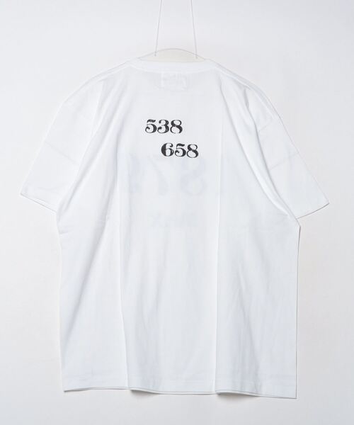 MIG&DEXI(ミグアンドデキシー)の「1879 TEE SHIRTS / Mr.X(その他トップス・メンズ・ホワイト/ブラック・XXL/XL)」の3枚目の写真