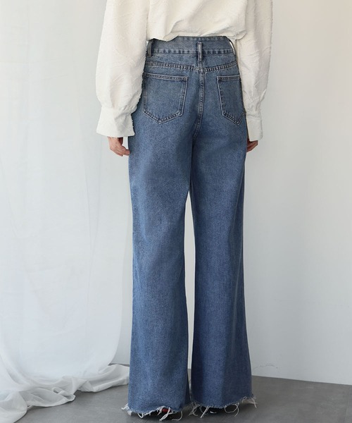 Ampirula(アンピルーラ)の「フロントアシンメトリーハイウエストワイドデニムパンツ(デニムパンツ・レディース・ブラック/ブルー・FREE)」の7枚目の写真