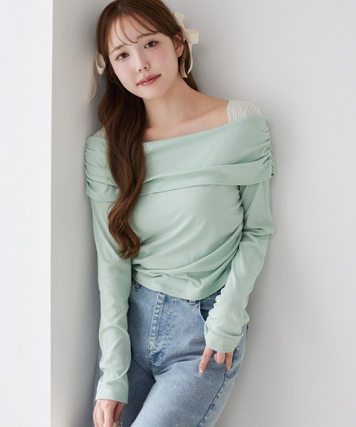 one after another NICE CLAUP(ワンアフターアナザーナイスクラップ)の「オフショルカットトップス【ブラ紐隠し】(Tシャツ/カットソー・レディース・杢グレー/ミント/オフホワイト/ベージュ・FREE)」の4枚目の写真