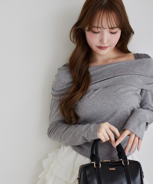 one after another NICE CLAUP(ワンアフターアナザーナイスクラップ)の「オフショルカットトップス【ブラ紐隠し】(Tシャツ/カットソー・レディース・杢グレー/ミント/オフホワイト/ベージュ・FREE)」の6枚目の写真