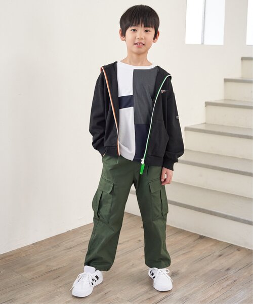 ikka(イッカ)の「【メディア紹介商品】ポンチジップ配色ワッペンパーカー(120~160cm)(パーカー・キッズ・ブラック/その他・130/140/150/160/120)」の18枚目の写真