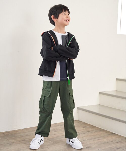 ikka(イッカ)の「【メディア紹介商品】ポンチジップ配色ワッペンパーカー(120~160cm)(パーカー・キッズ・ブラック/その他・130/140/150/160/120)」の19枚目の写真