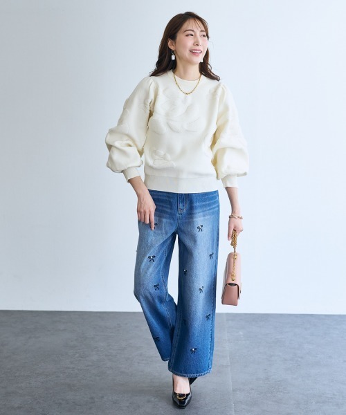 SMILE LAND（スマイルランド）の「バラモチーフ袖ボリュームニット＜大きいサイズ有＞【OtonaSMILE】（ニット/セーター・レディース・アイボリー/ネイビー・3L/4L/5L/M/L/LL）」の15枚目の写真