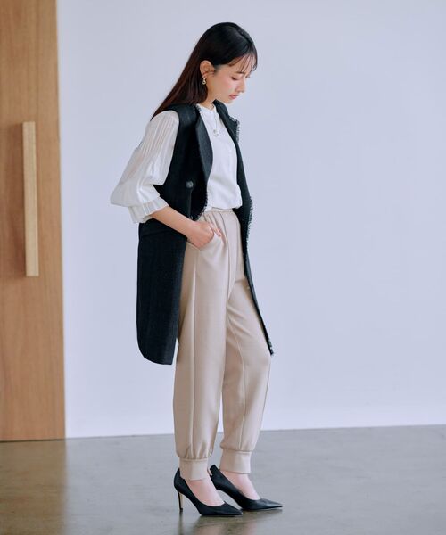 COHINA(コヒナ)の「センターラインウォームジョグパンツ 【低身長・小柄女性】(その他パンツ・レディース・ブラック/ベージュ・REGULAR/SHORT)」の9枚目の写真