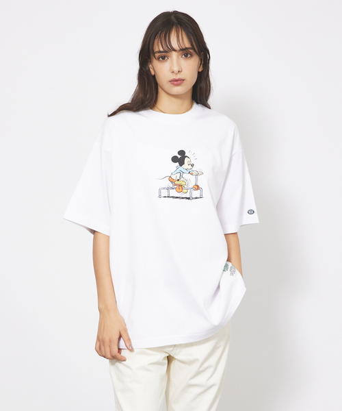 DISCUS ATHLETIC(ディスカス アスレチック)の「【DISCUS ATHLETIC/ディスカスアスレチック×Disney/ディズニー】半袖Tシャツ Mikey/ミッキー/ プリントTシャツシリーズ(Tシャツ/カットソー・メンズ・スミクロ/ホワイト系その他/ホワイト系その他3/ホワイト/ホワイト系その他2/ブラック系その他3/ブラック系その他/ブラック系その他2・M/L)」の3枚目の写真