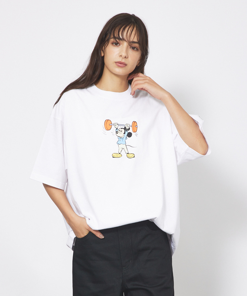 DISCUS ATHLETIC(ディスカス アスレチック)の「【DISCUS ATHLETIC/ディスカスアスレチック×Disney/ディズニー】半袖Tシャツ Mikey/ミッキー/ プリントTシャツシリーズ(Tシャツ/カットソー・メンズ・スミクロ/ホワイト系その他/ホワイト系その他3/ホワイト/ホワイト系その他2/ブラック系その他3/ブラック系その他/ブラック系その他2・M/L)」の4枚目の写真